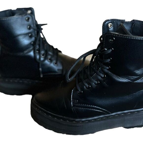 Dr. Martens, Vegan Jadon II 8-Eye Platform Boots - Picture 11 of 11